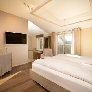 Quarto com cama grande